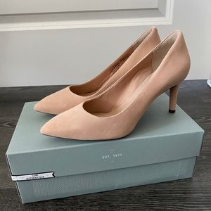NWT Rockport Total Motion 75mm Pointed Toe Pump